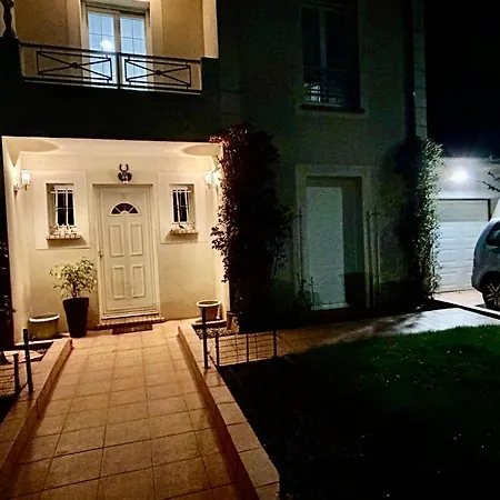 Apparemment Privatif 5km De Disneyland Paris Lejlighed Montry